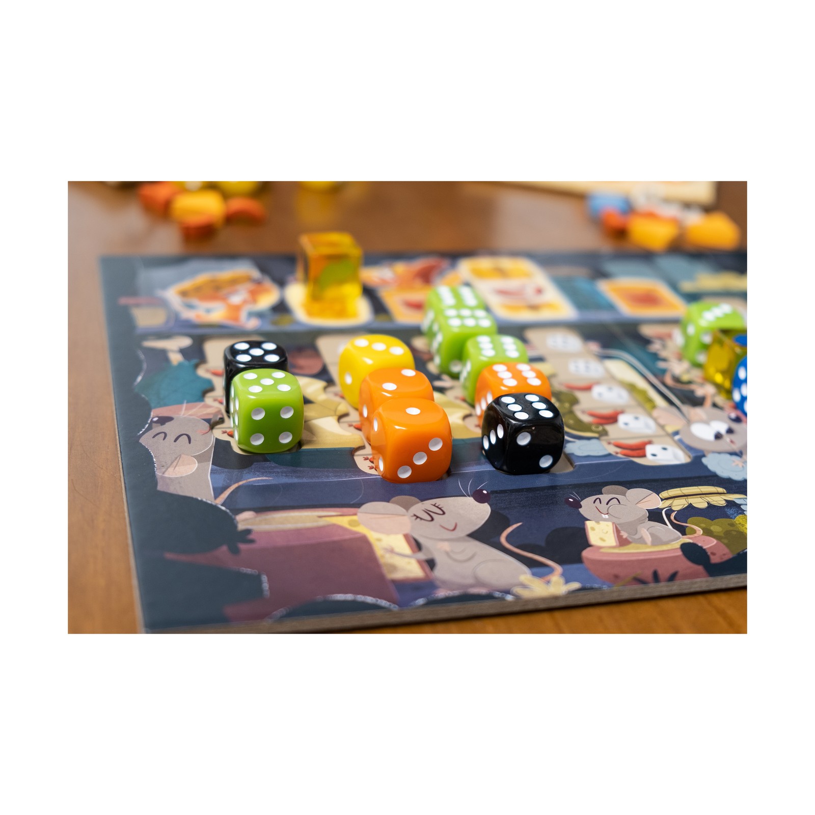 New – Devir Ratzzia – Ages 8+ | 2-5 players