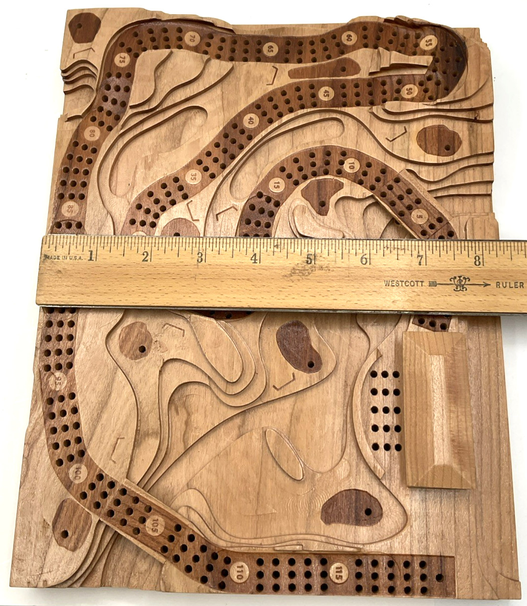 Handmade Cribscapes 3-D Golf Inspired Cribbage Board Made in Canada Card Game
