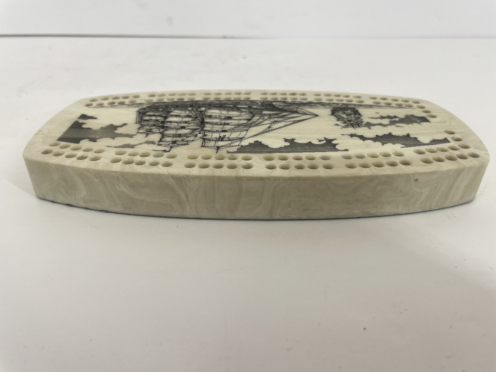 Vintage Style Cribbage Board Nautical Ship Ocean Theme Cream Marbled Felt Bottom