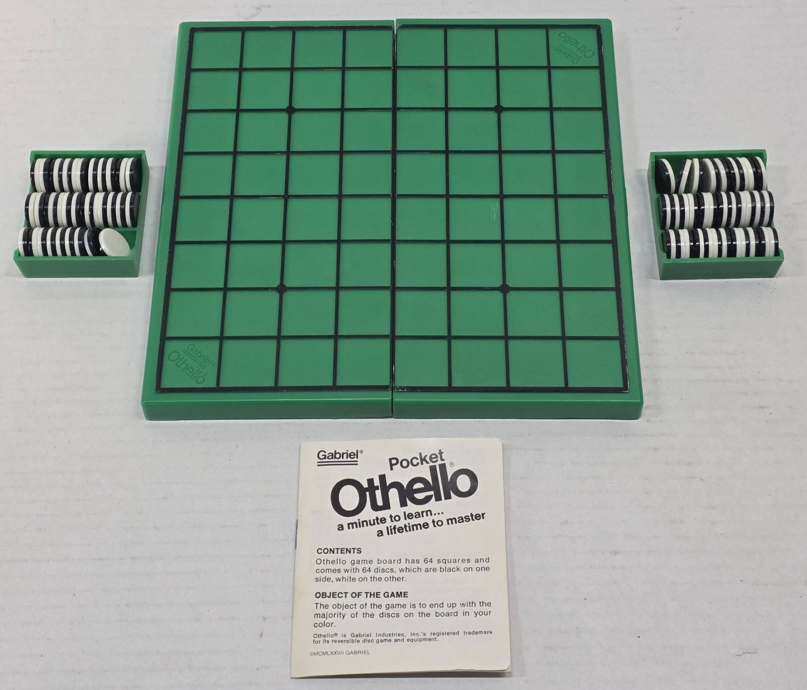 Vintage 1977 POCKET OTHELLO Gabriel TRAVEL BOARD GAME Complete-w/Instructions