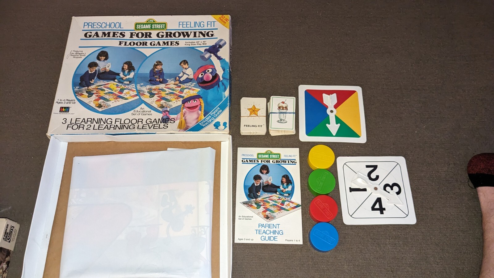 VTG 1987 Sesame Street Preschool Floor Games for Growing FEELING FIT. Complete.
