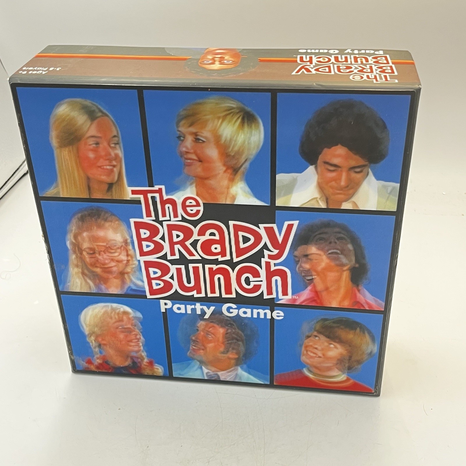 The Brady Bunch Party Board Game 2018 Prospero Hall 9+ 3-8 Players New SEALED