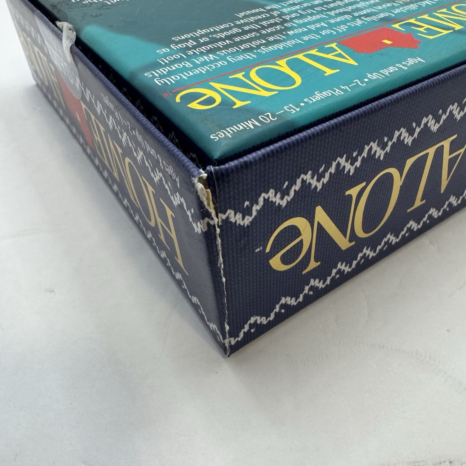 Home Alone Board Card Game Merry Christmas Open Box
