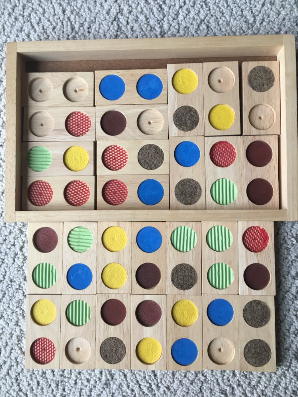 VINTAGE WOODEN DOMINOES SET OF 28 WOODEN CASE MADE IN THAILAND