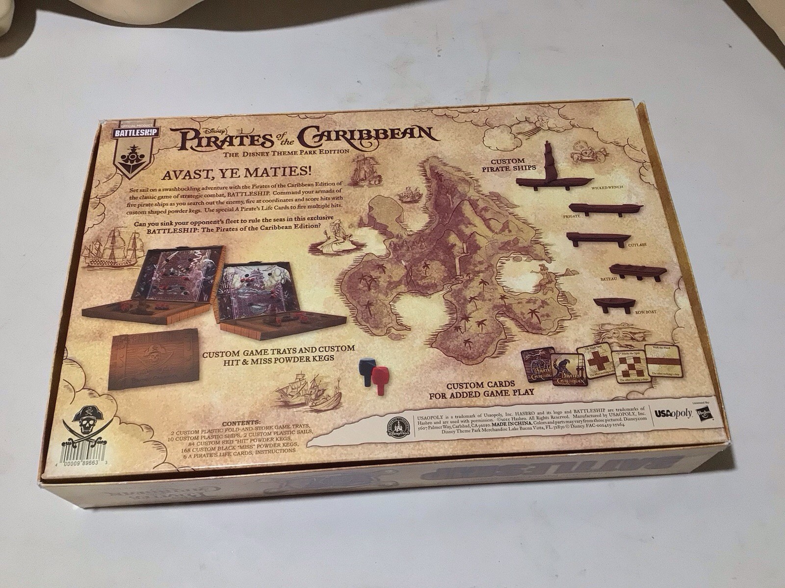 Pirates of the Caribbean Battleship Disney Parks Exclusive Edition 100% COMPLETE