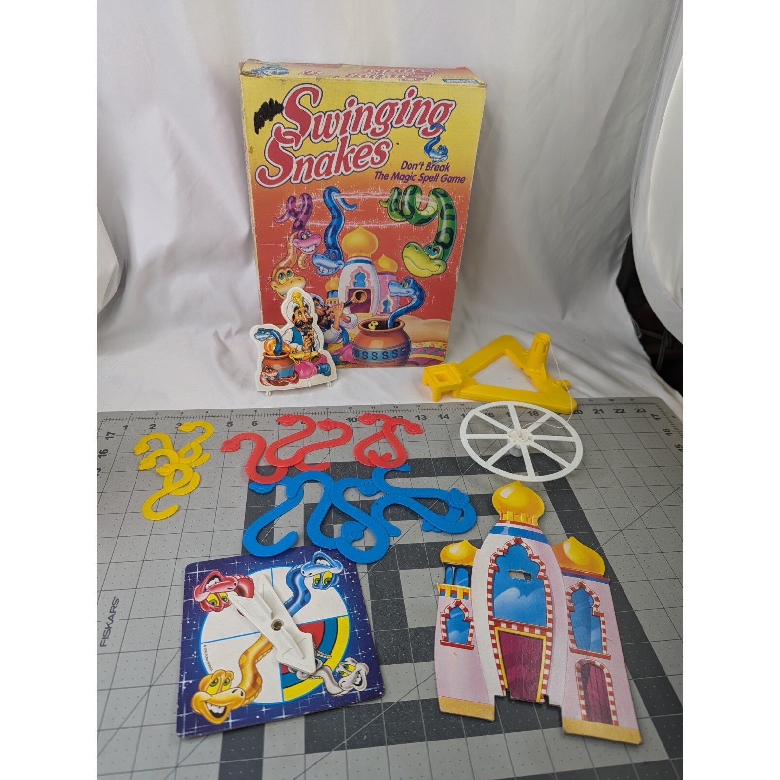 Parker Brothers Game Swinging Snakes 40255 Incomplete 1993