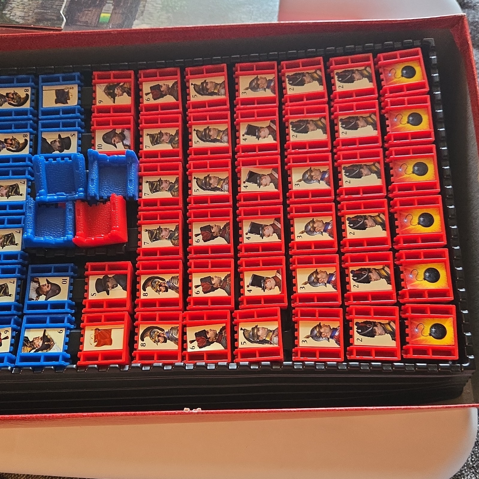 Milton Bradley Stratego Board Game Complete 2P 8+ 1996 80 Pieces MPN 4714
