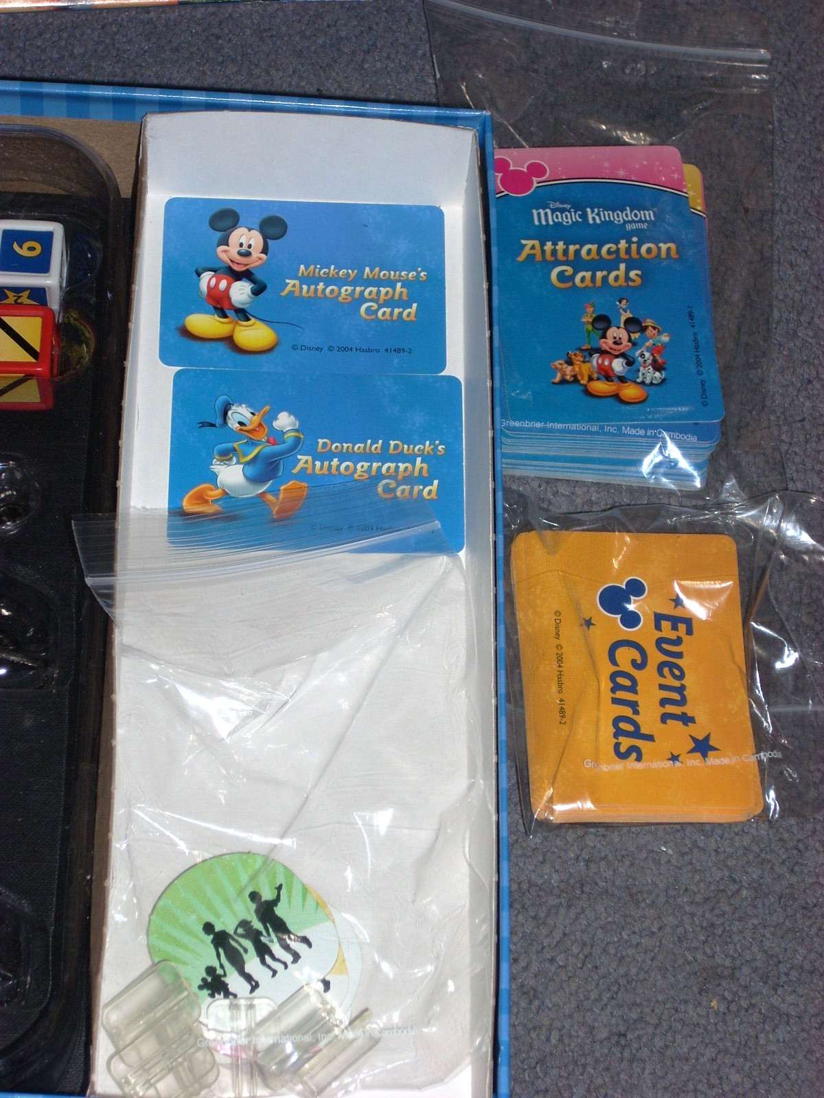 Disney Magic Kingdom Theme Park Board Game Parker Brothers 2004 Complete