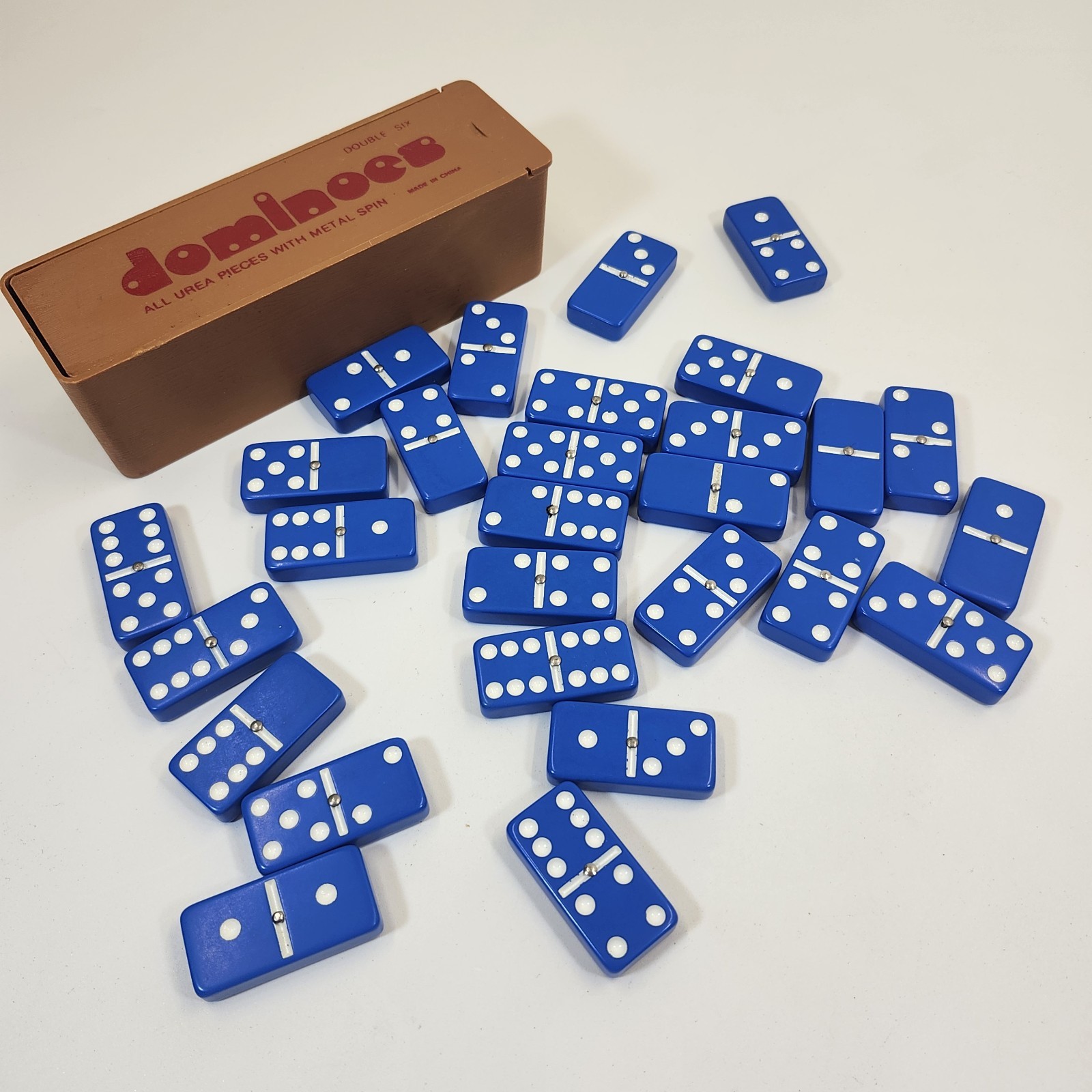 Dominoes Double Six All Urea Pieces Metal Spin Blue Bramy Brand Game Set Case