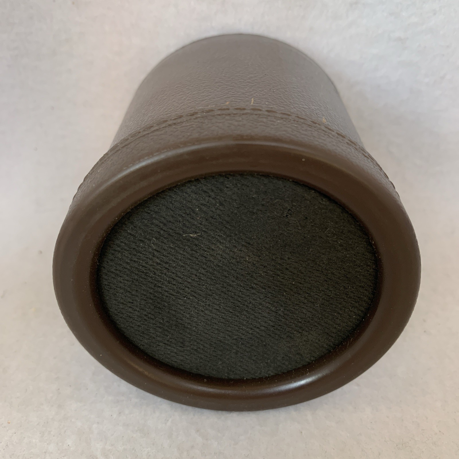 Aviator VTG Dice Cup w/ 5 Dice Included | Yahtzee Liar’s Dice 3-Man