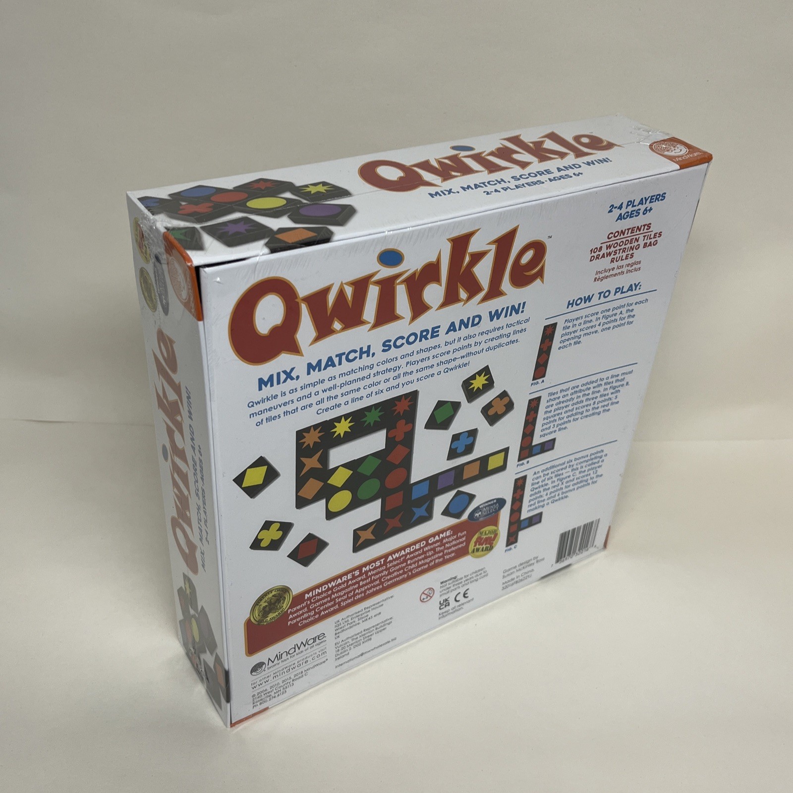 MindWare Qwirkle Board Game With Wood Tiles New Sealed 2-4 Players Ages 6+