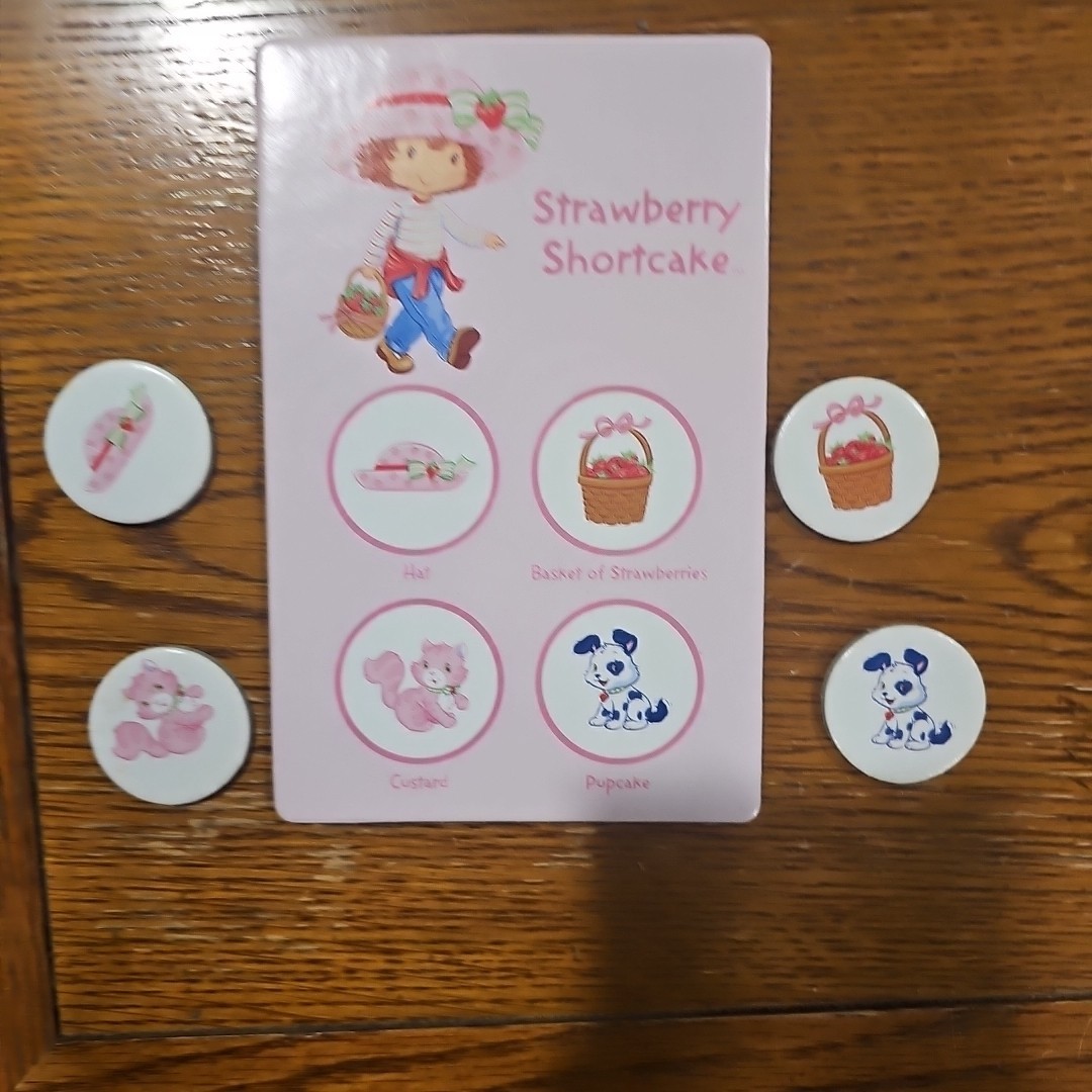 Strawberry Shortcake Strawberryland A Berry Sweet Game RoseArt 2003