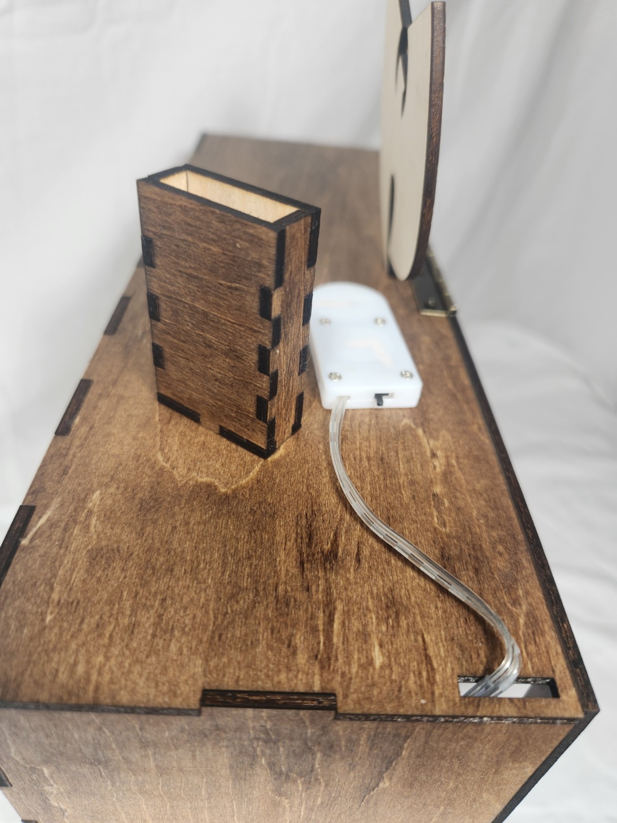 Wu-Tang Clan Monopoly Display Case (READ DESCRIPTION DISPLAY CASE ONLY)