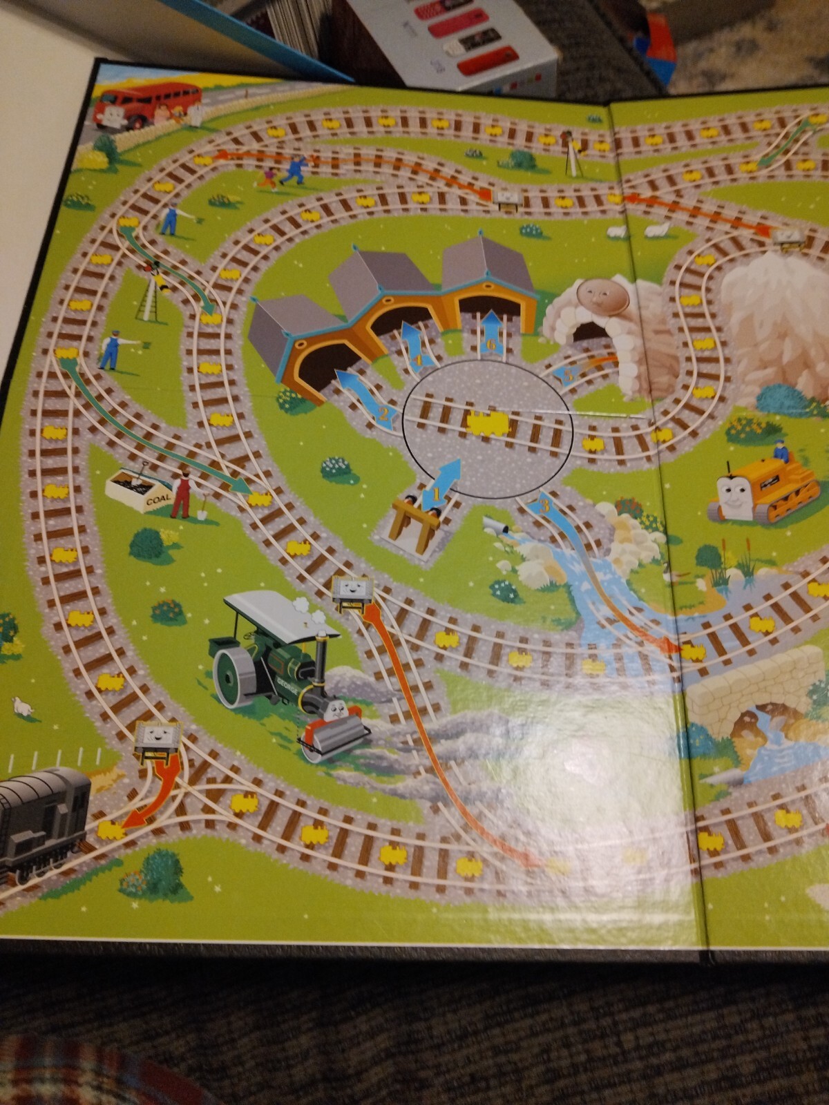 THOMAS & FRIENDS THOMAS’ TRACKS & TRESTLES GAME BRIARPATCH 2003