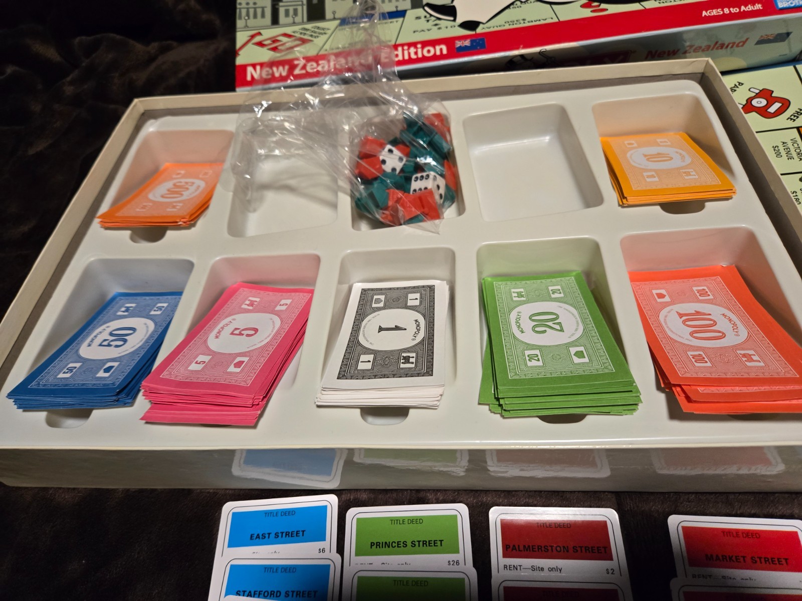 Vintage 2000 Monopoly NEW ZEALAND EDITION Board Games SUPER Rare Hasbro