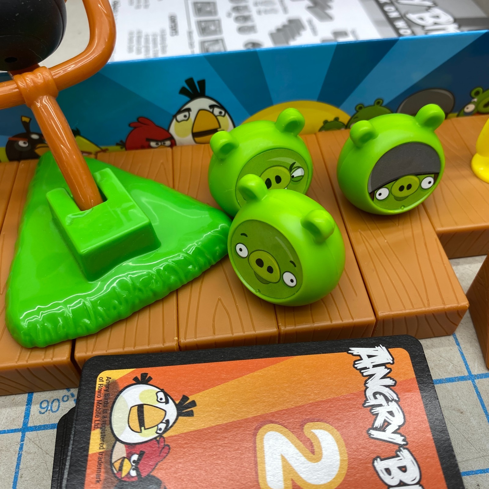 Angry Birds Knock on Wood Game – Mattel 2010