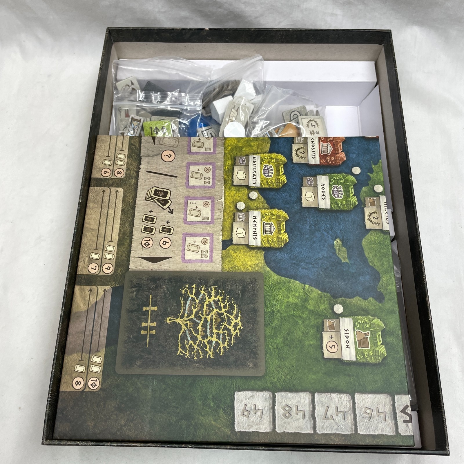Gentes Board Game Tasty Minstrel Games English Only Edition 2018 EX/EX