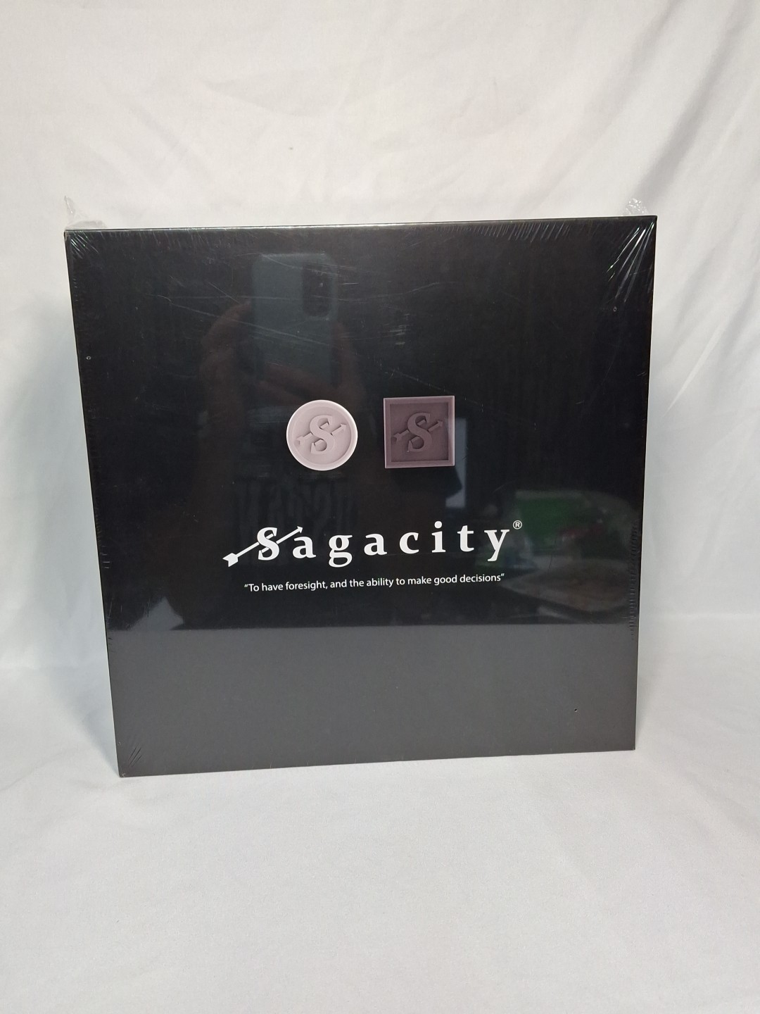 Sagacity Strategic Board, 3D alignment Game, 2-4 Players, 3+ Years. Black Box