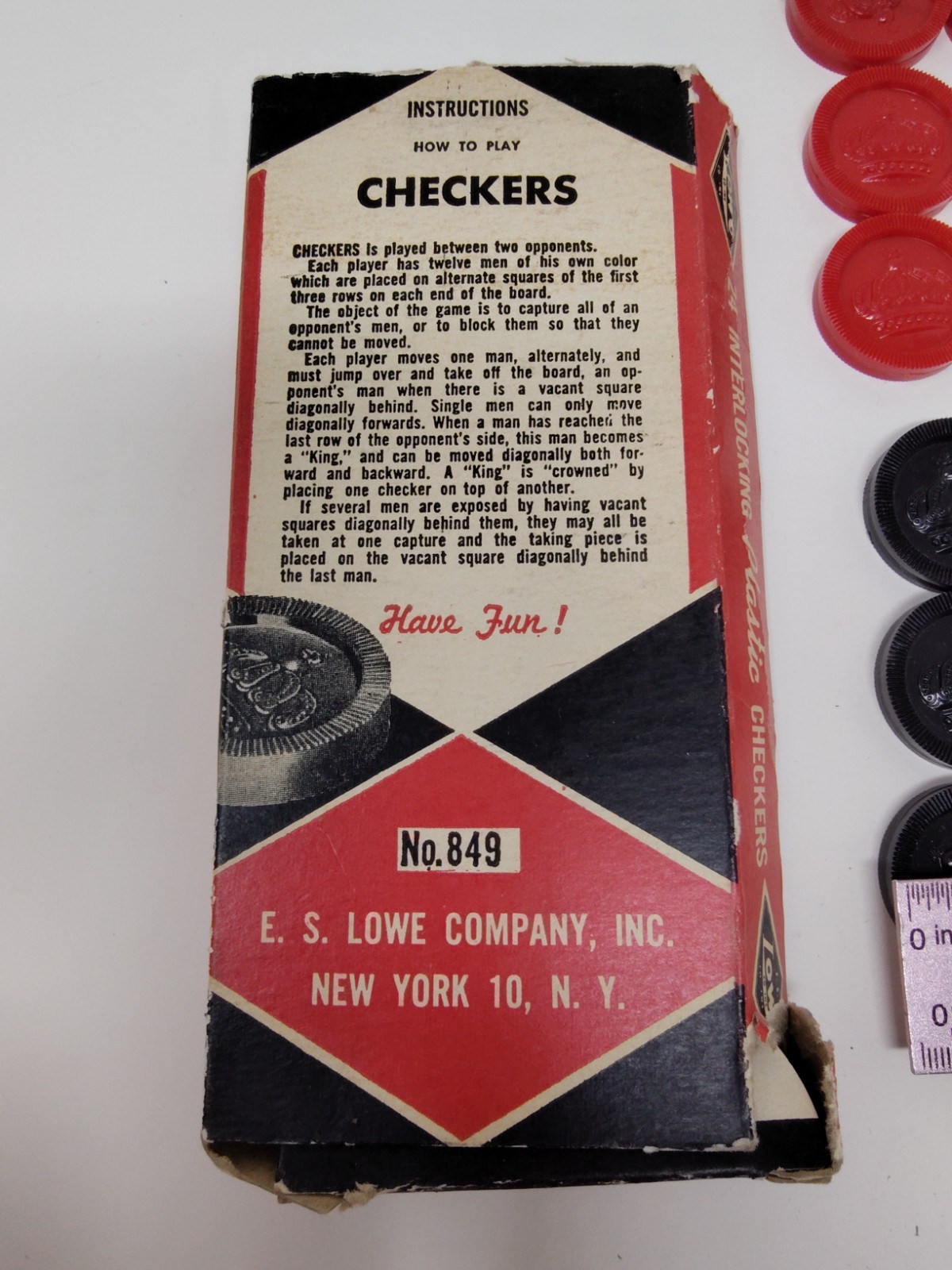Vintage E.S. Lowe 24 Plastic Red/Black Interlocking Checkers No 849 ST33