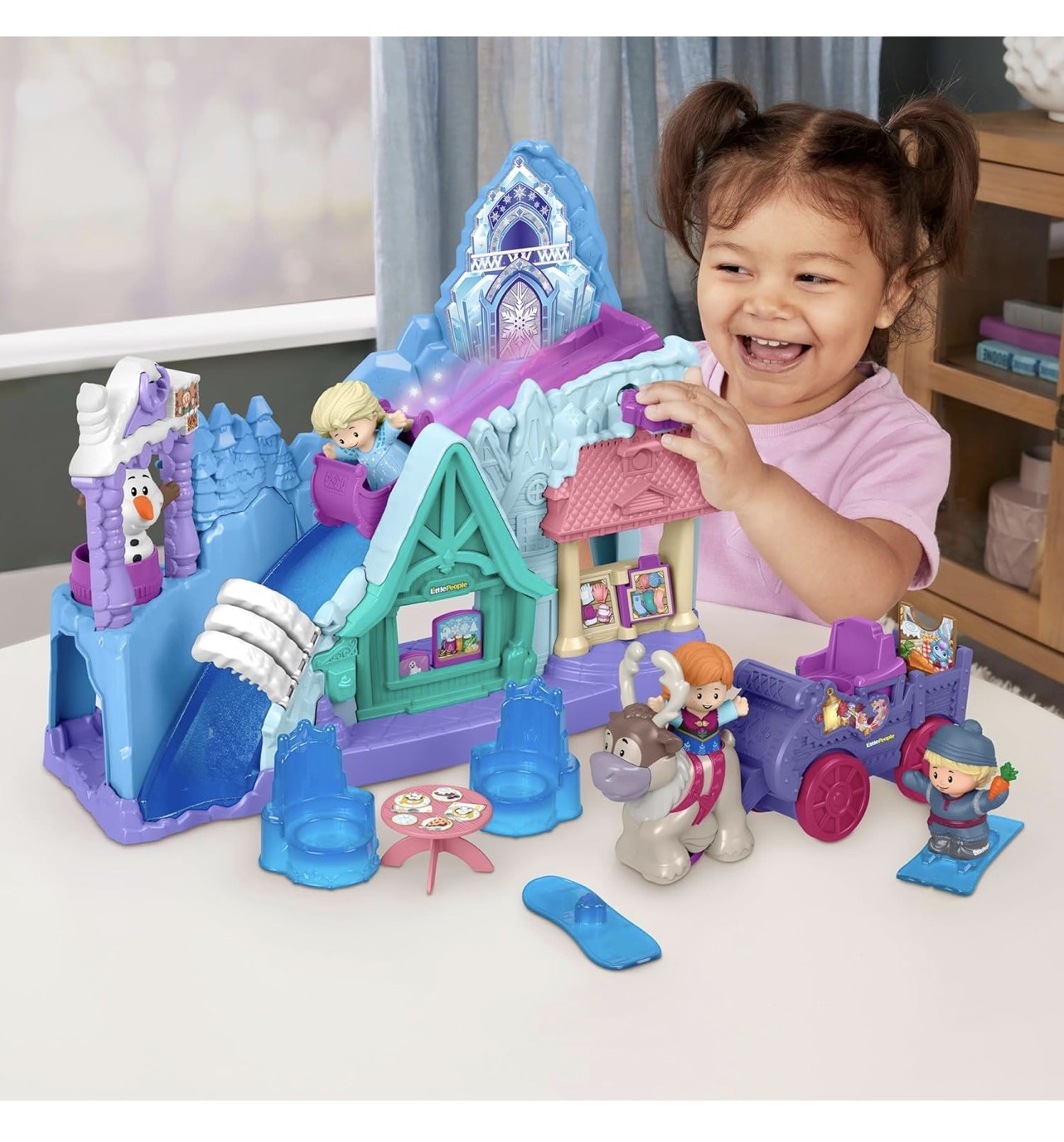 ⭐️Fisher-Price Little People Disney Frozen Arendelle Adventures Playset