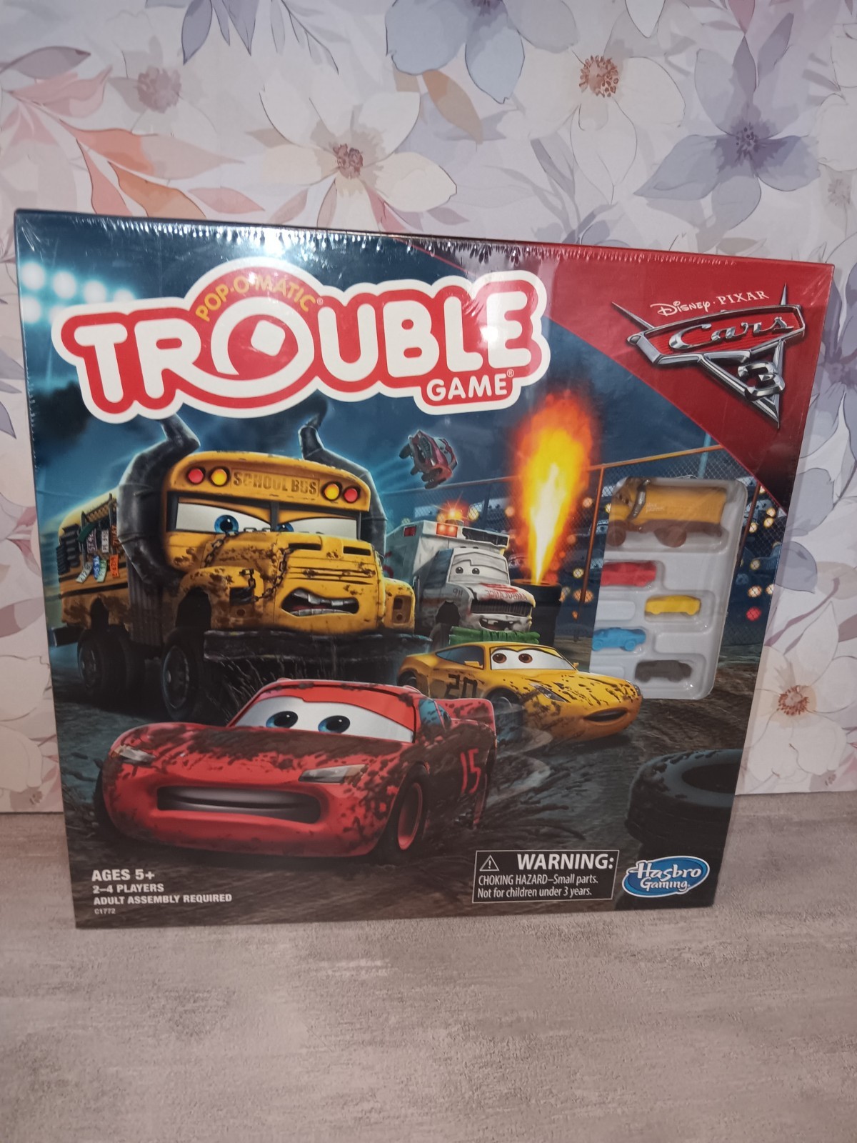 Disney Pixar Cars 3 TROUBLE Board Game with Pop-O Matic Dice Roller Sealed New
