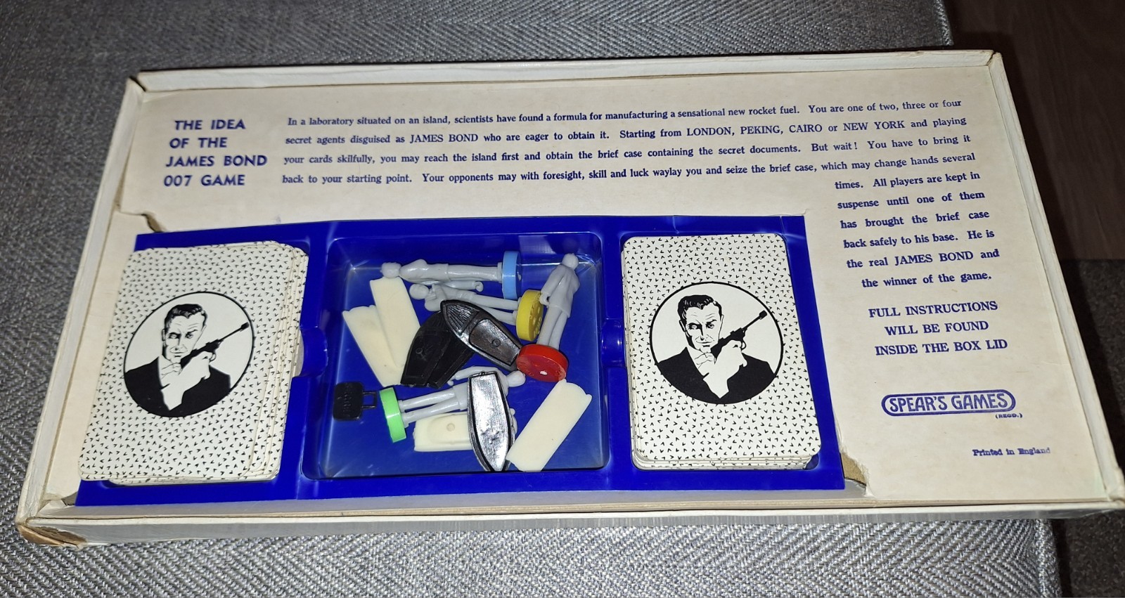 James Bond 007 Secret Service Board Game 1965 Spear’s Games in Original Box