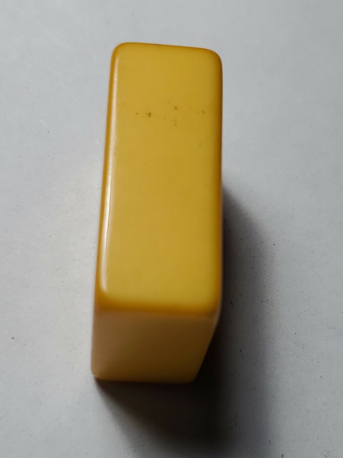 VINTAGE MAH JONG TILES CHINESE BAKELITE 1 1/4″ tall 7/8″ wide 1/2″ thick
