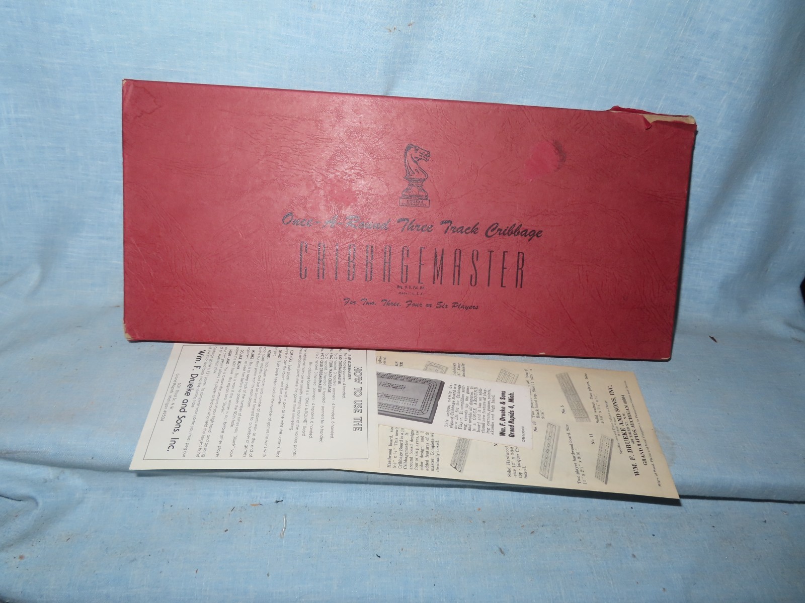 Drueke Cribbage Master Cribbage Board Model 1950 w/Pegs, Instructions, Box