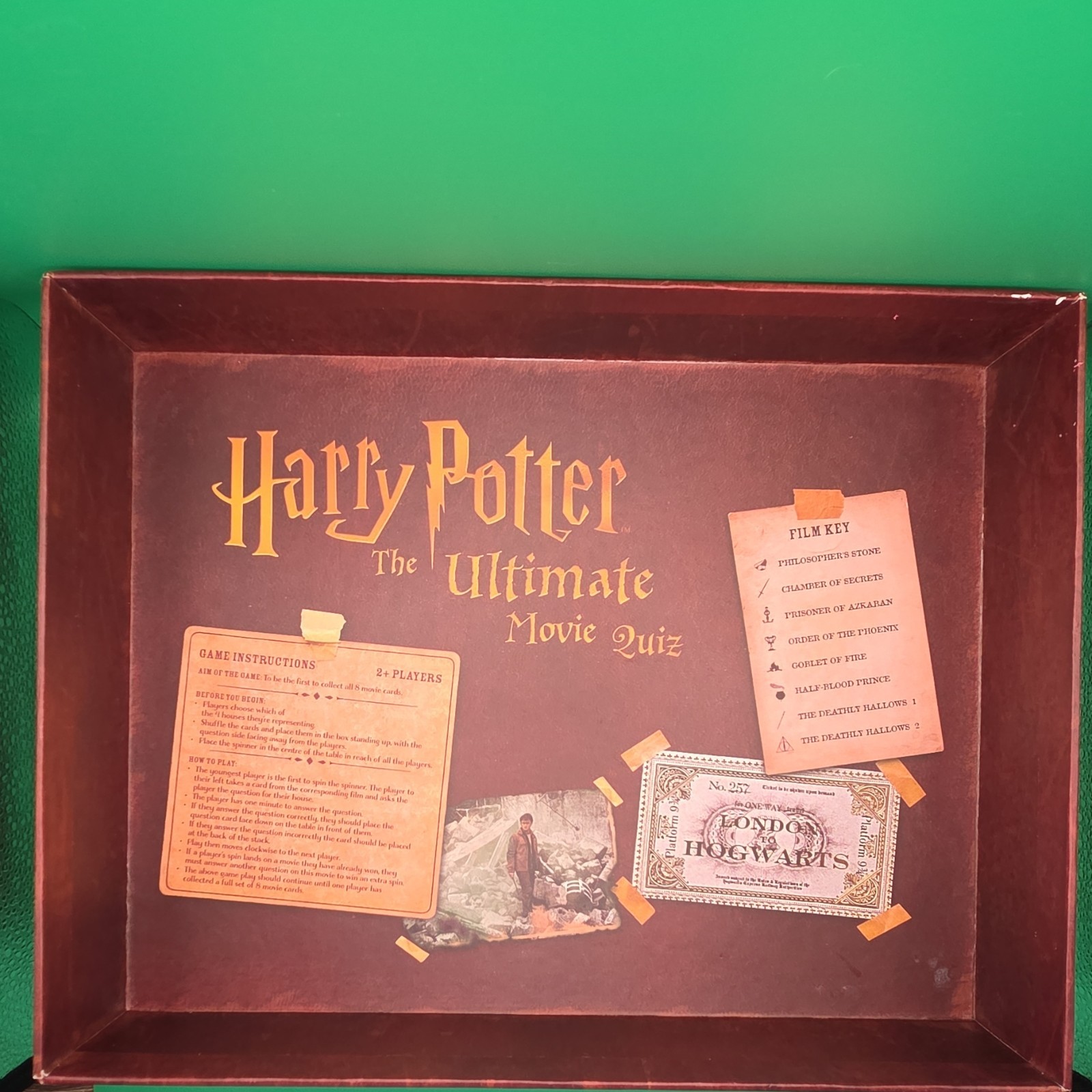 Paladone Harry Potter Ultimate Movie Quiz Game, 1600 Questions, Movie & TV
