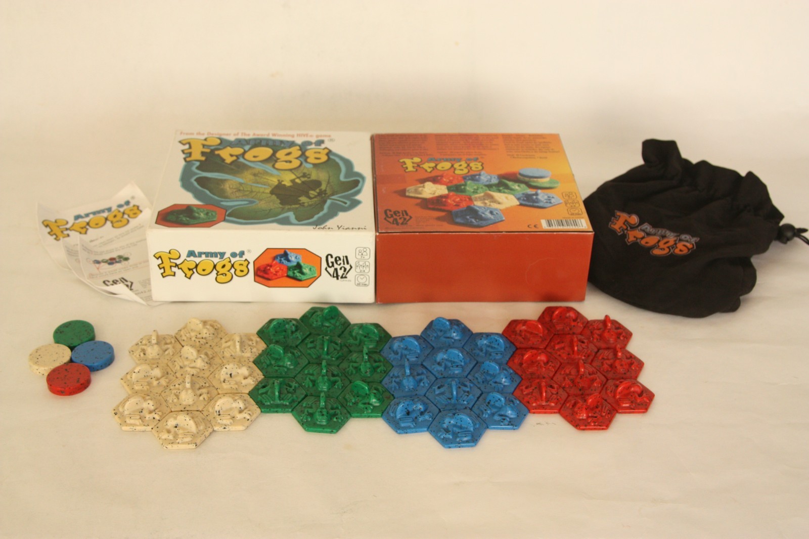 Army of Frogs – Strategy Board Game From The Designers of Hive
