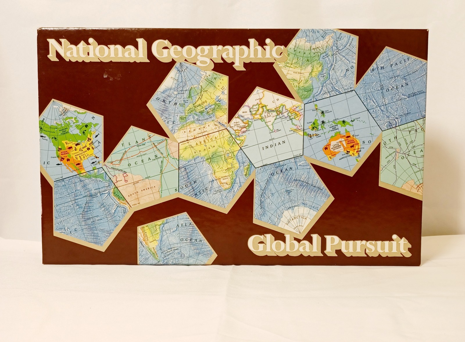 Vintage National Geographic Board Game Global Pursuit 1987 World Map Complete