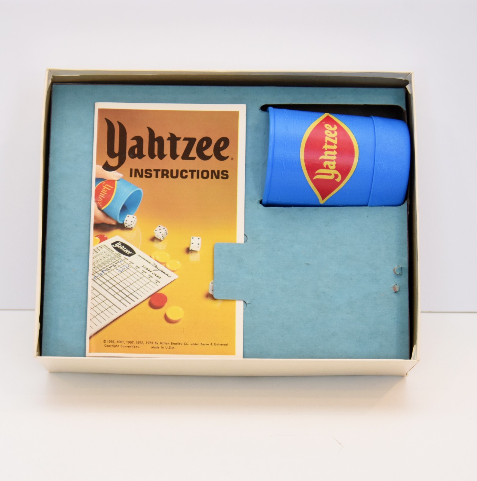 Vintage Yahtzee Light Blue Shaker Cup, Dice, Chips, Instructions And Score Cards