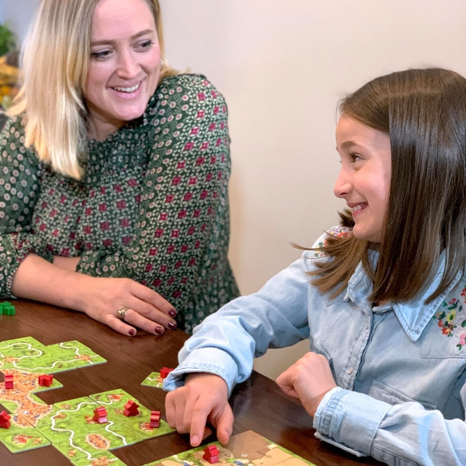 Carcassonne Tile Placement Game – Family Strategy Adventure