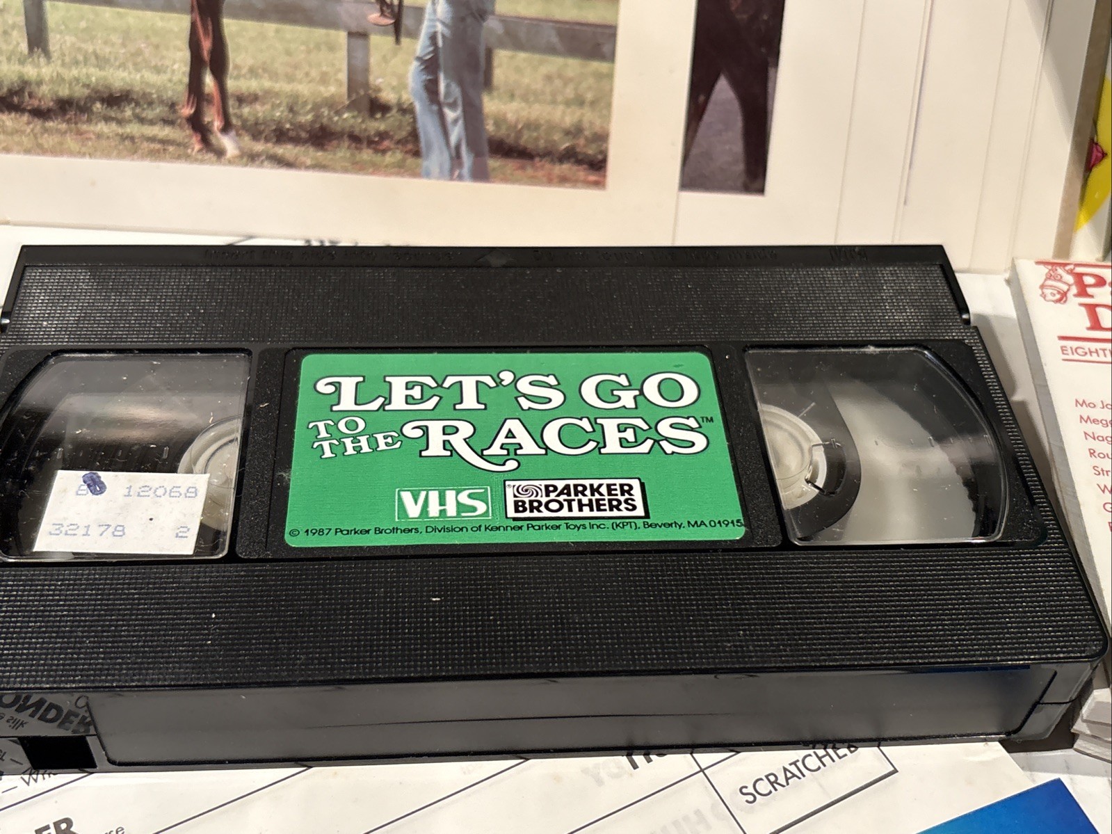 Let’s Go To The Races VCR Game Parker Brothers 4-16 Players Vintage