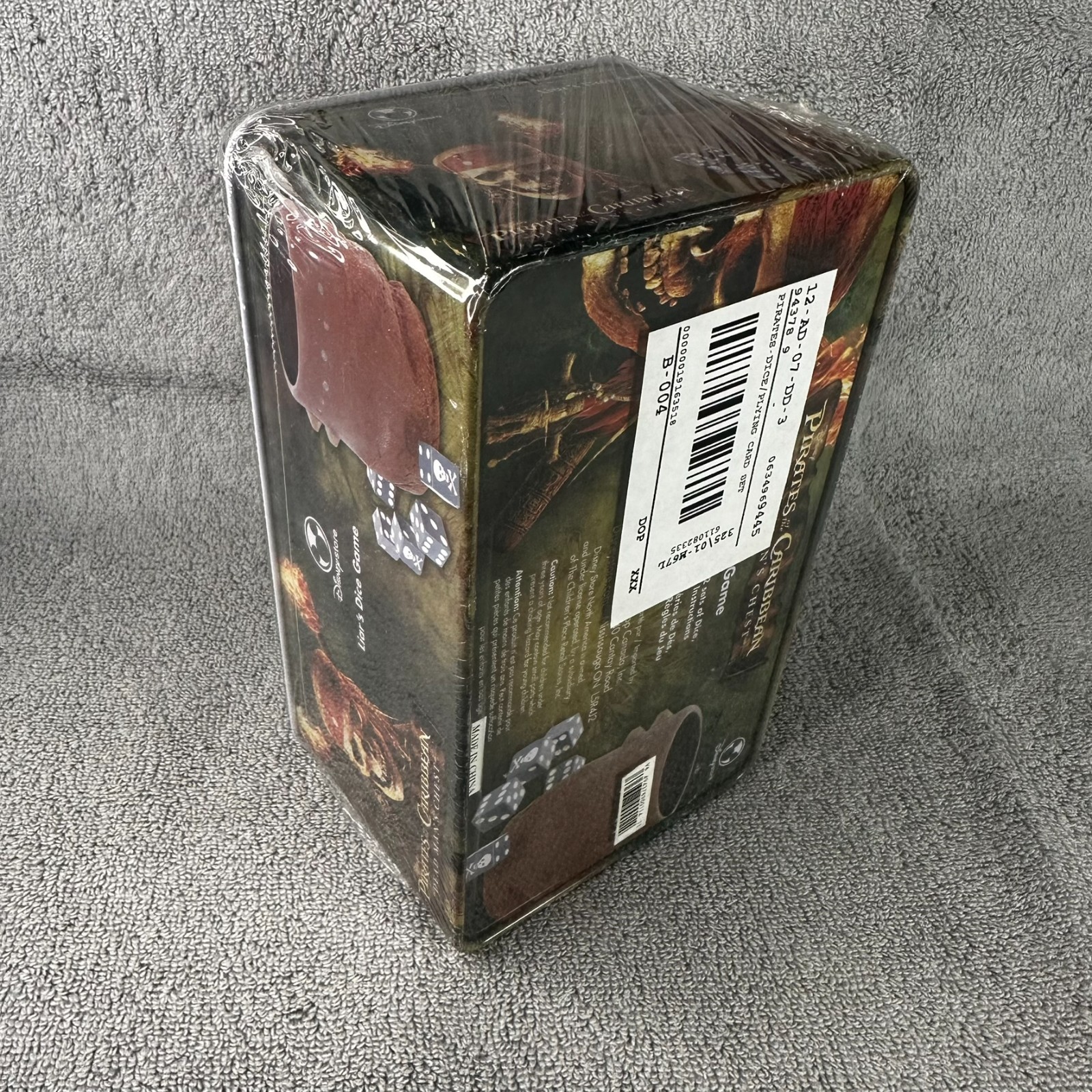 Pirates of the Caribbean Dead Man’s Chest Liar’s Dice Game + Playing Cards Deck