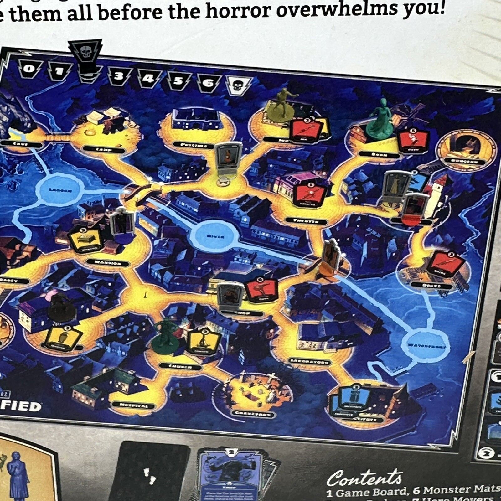 Ravensburger 60001836 Horrified Universal Monsters Strategy Board Game