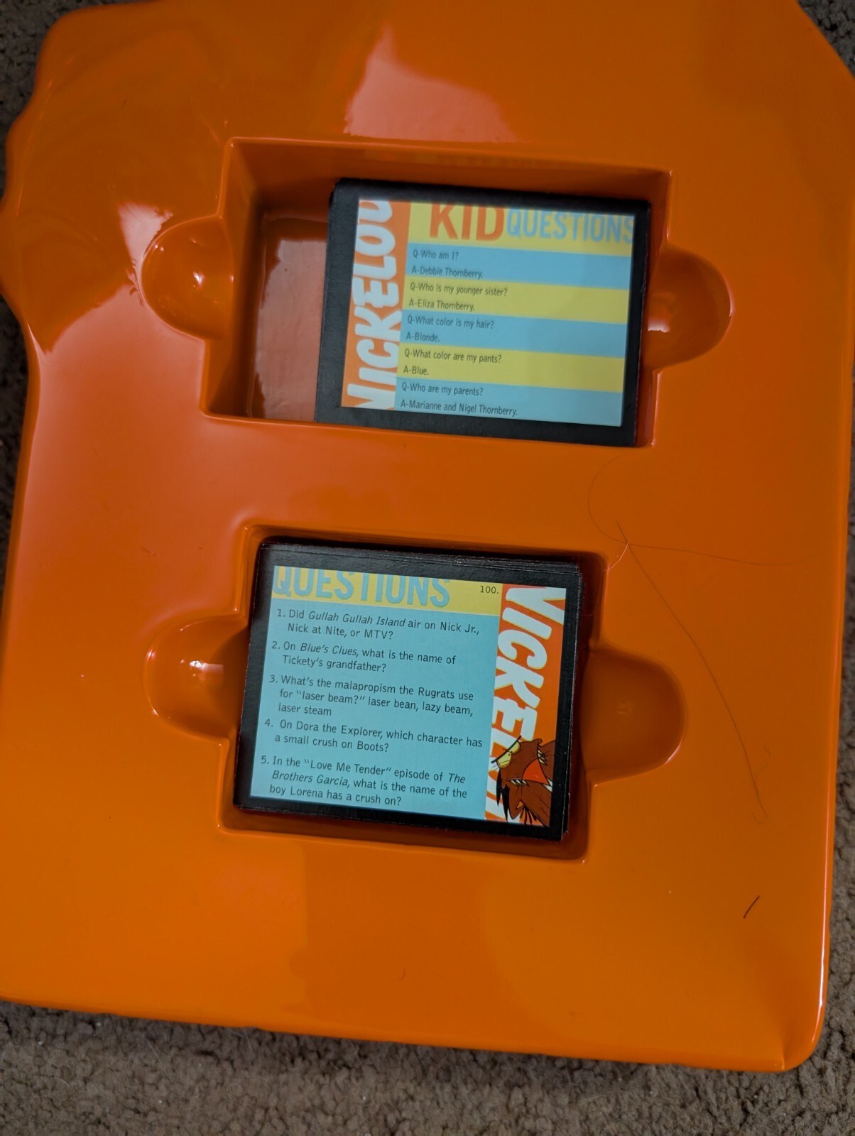 Nickelodeon Trivia Game 2002 Collectable Tin Box SpongeBob Rugrats. Incomplete