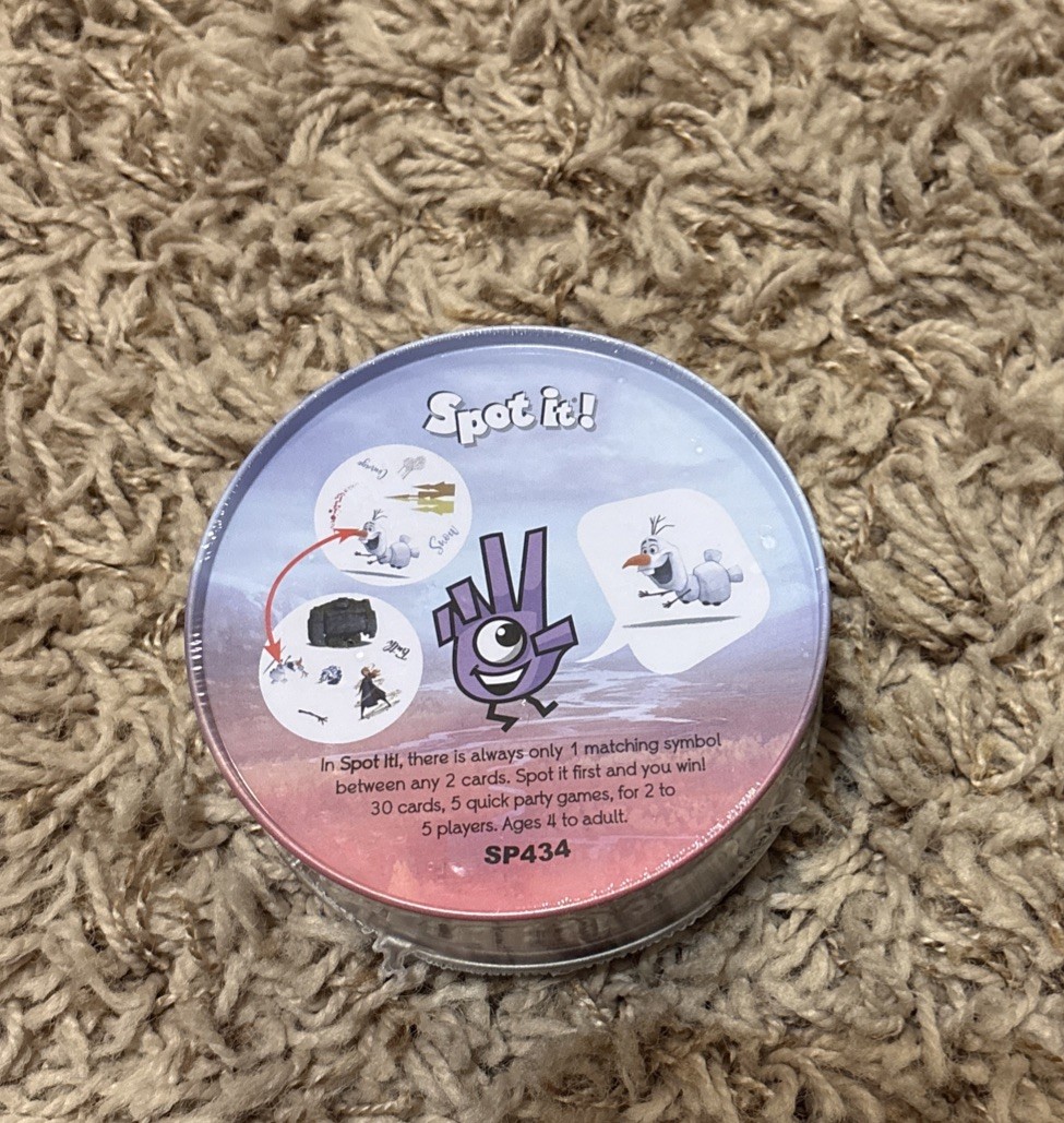 Disney FROZEN II Spot it! Card in Tin