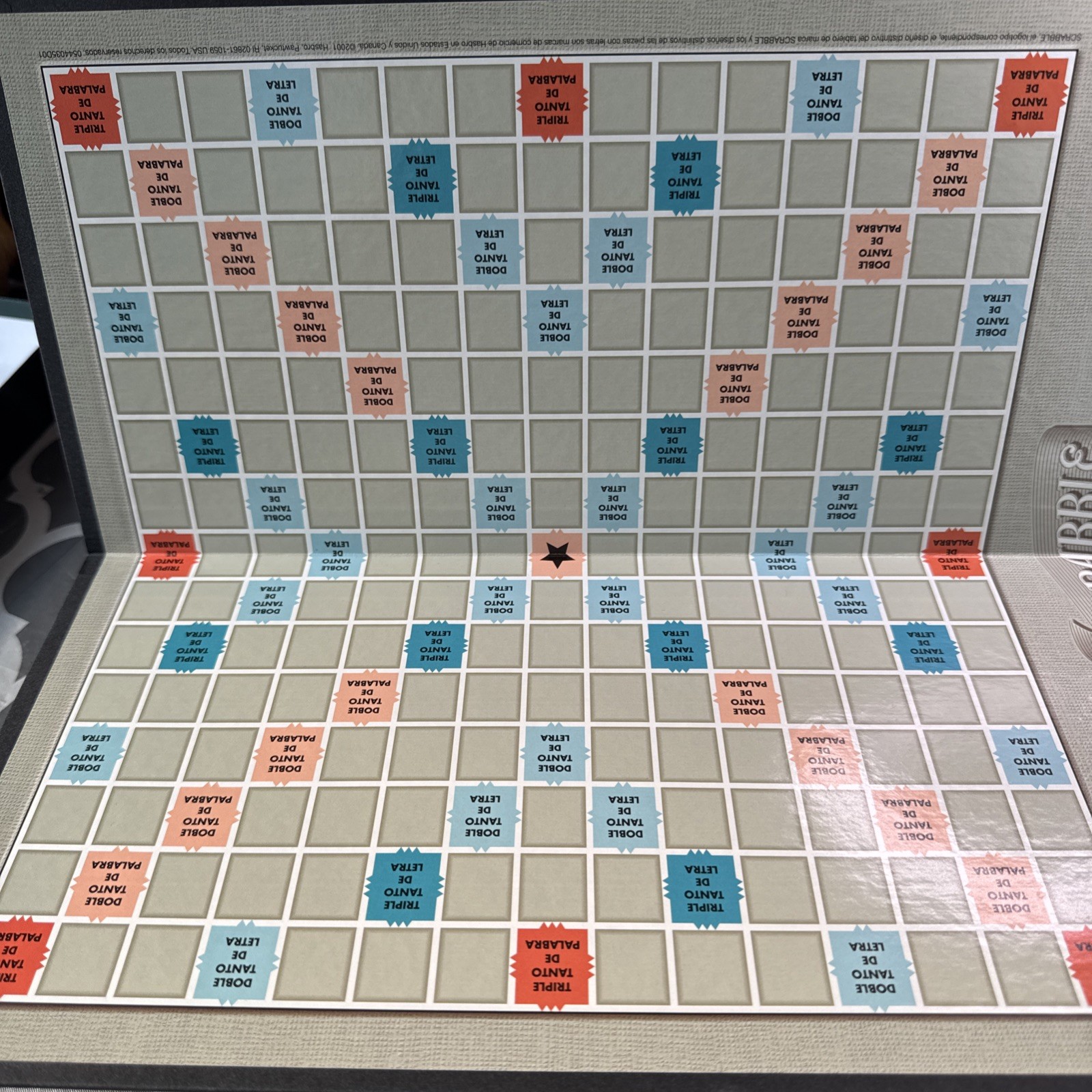 Scrabble Spanish Edition Complete Board Game