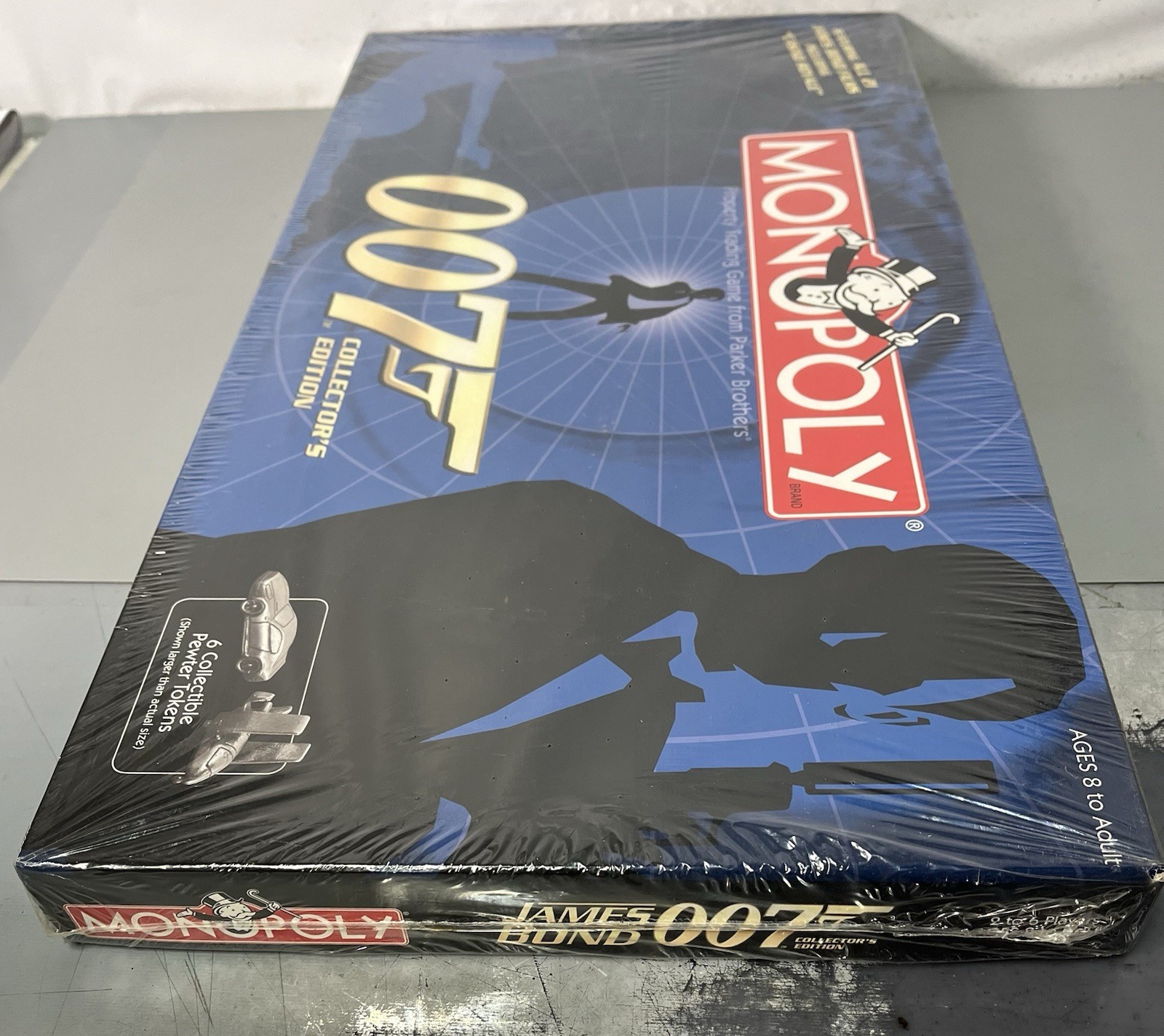 James Bond 007 Collector’s Edition Monopoly Hasbro 2006 NEW