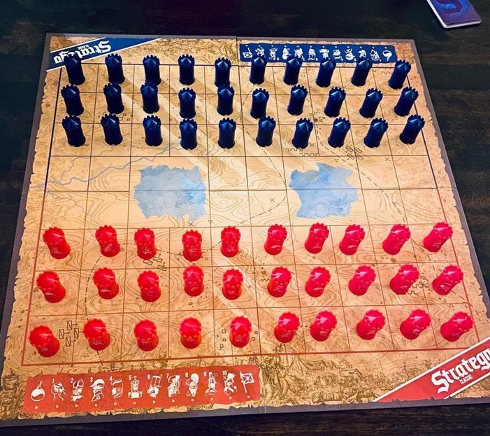 New & Sealed Stratego Classic War Strategy Board Game With Battle Cards