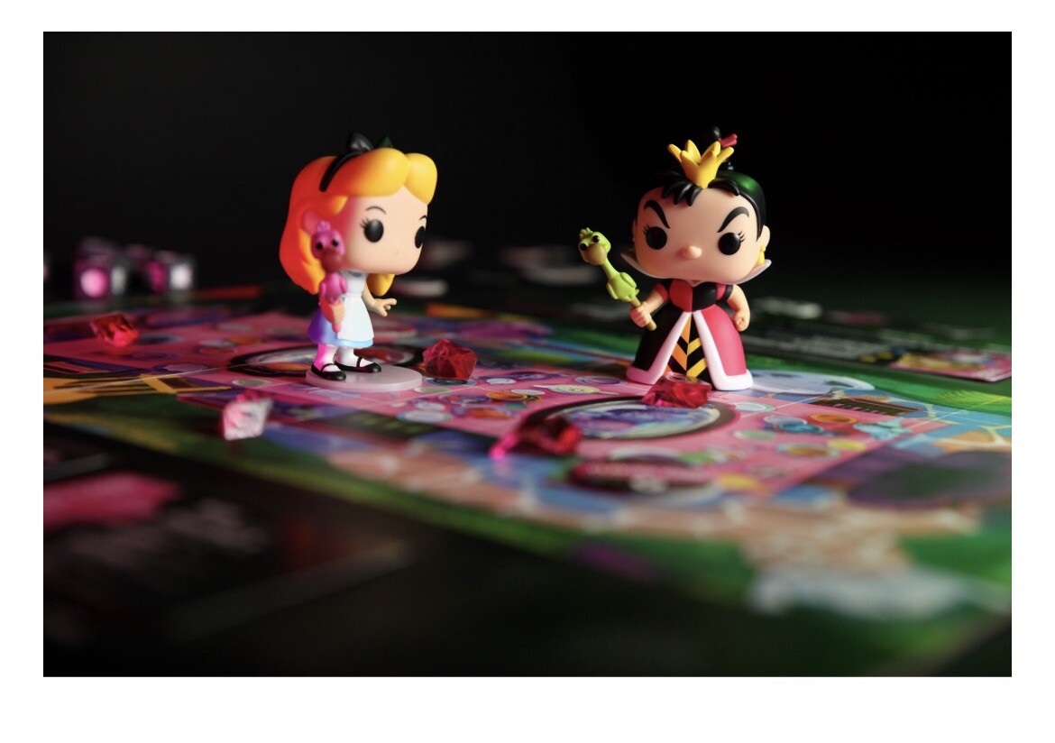 Pop! Funkoverse – Alice in Wonderland 100 CHASE Funko Games Strategy Board Game