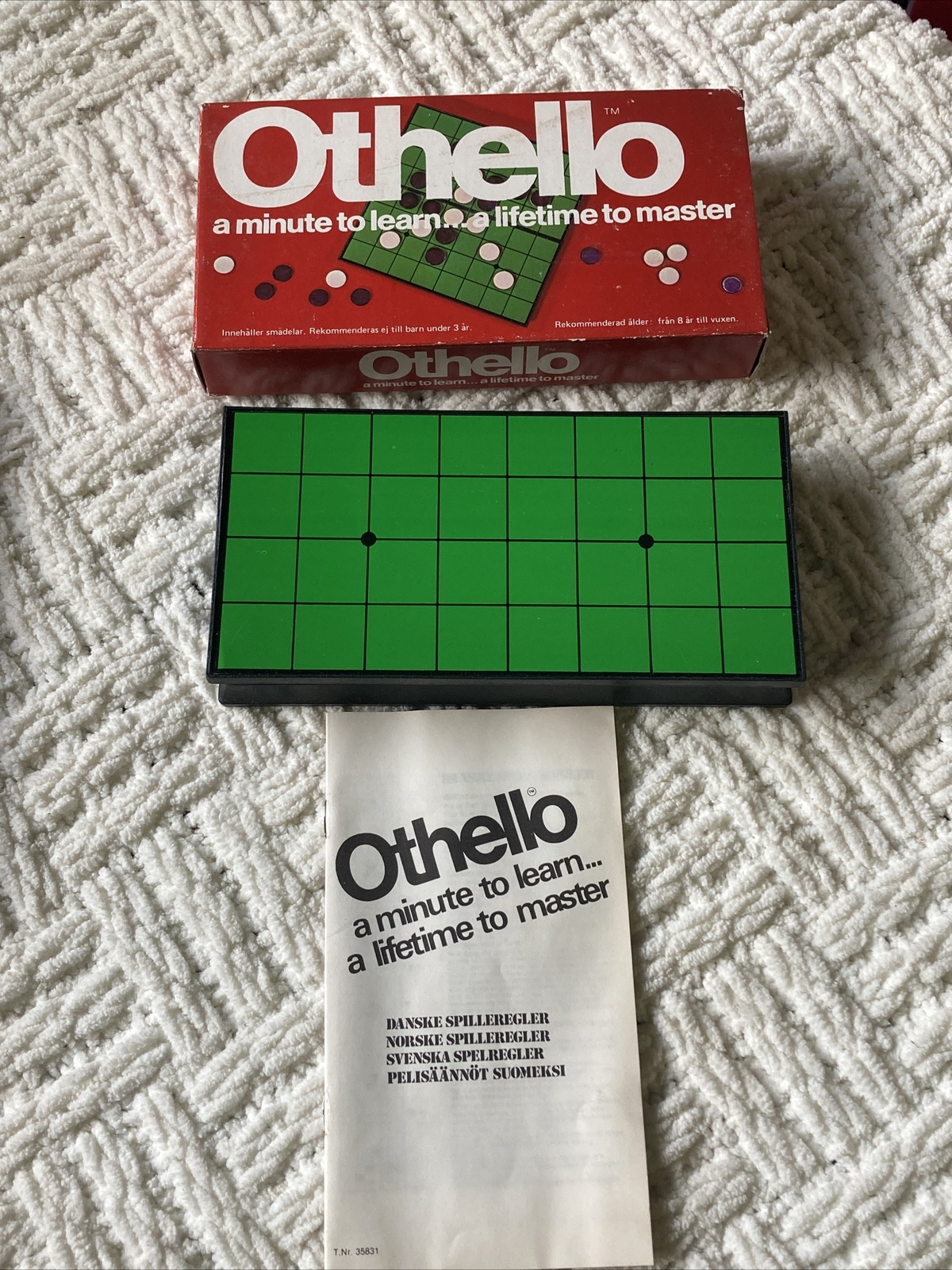 Vintage 1980’s NOS Othello Game W/Original Box *RARE*