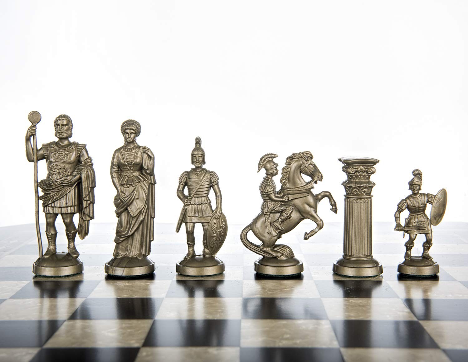 Plastic Chess Pieces RomanLegion 3 3/4, 9,6 cm Black & Gold – Weighted, Felted