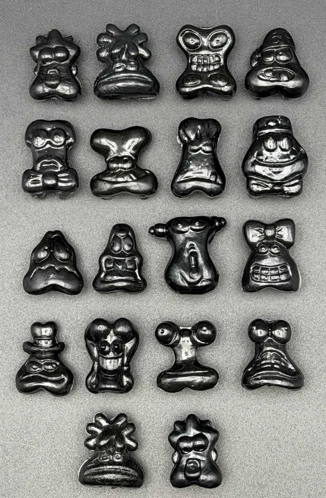 Lot of 18 Black Classic Gogo’s Crazy Bones Series 1 Figures Mixed Characters