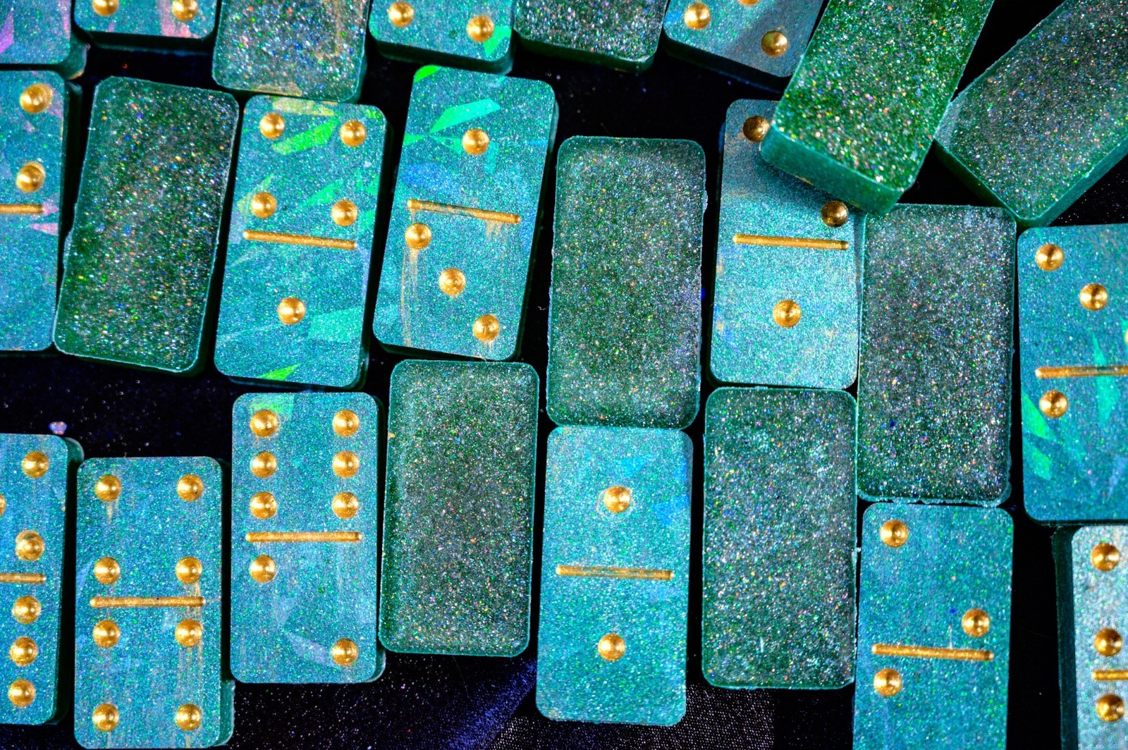 Handmade Resin Teal Holographic Glitter Dominoes Gold Pips Double Six Set