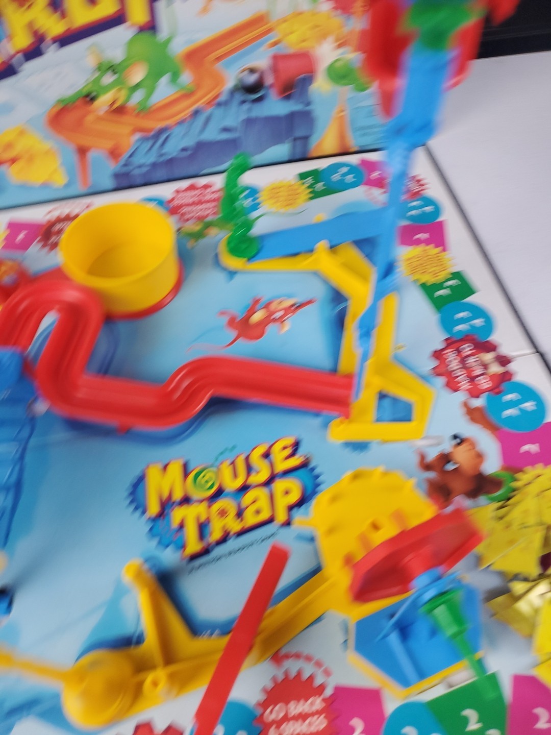 VINTAGE Mouse Trap COMPLETE Milton Bradley 1994 Classic Board Game Kids Family