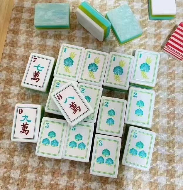Coral & Coast Inspired 4-Layer American Mahjong Tiles