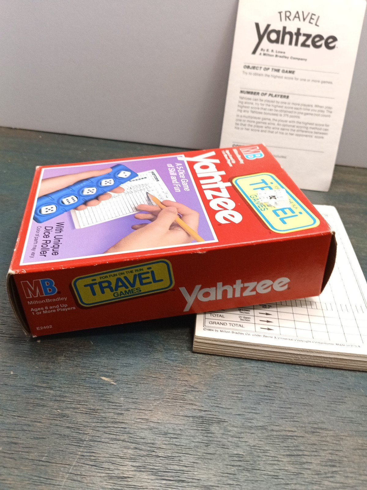 VTG 1989 Yahtzee Travel Game by MB Milton Bradley Age 8 & Up 1 or more players