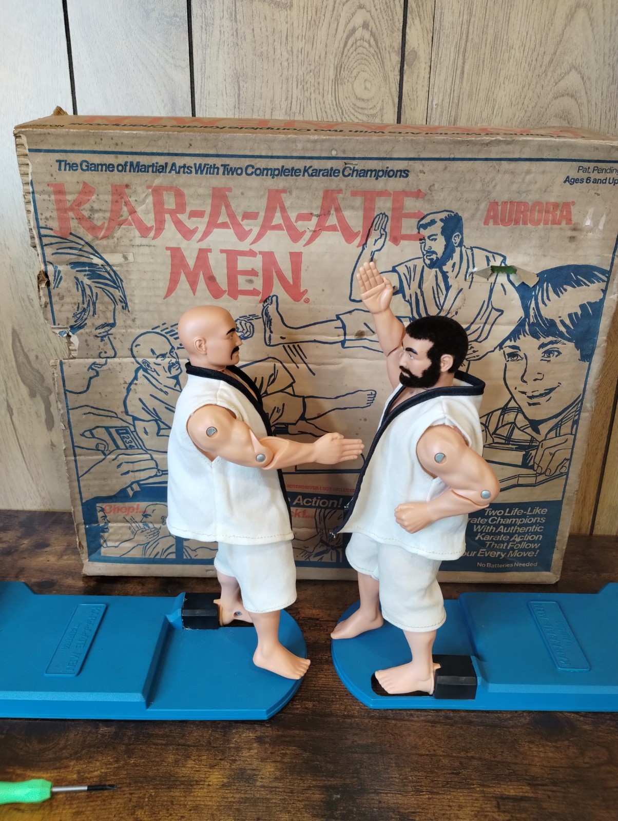 Vintage 1970s Aurora Kar-A-A-A-Te Men Karate Action Game w/ Box Tested